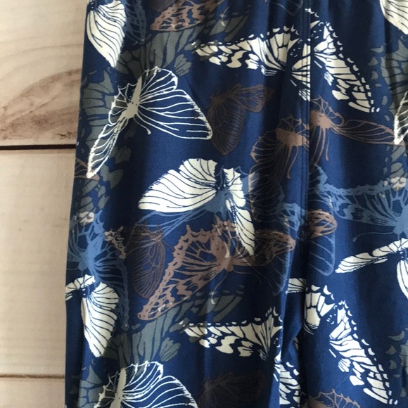 Butterfly Leggings - Picture 2 of 3
